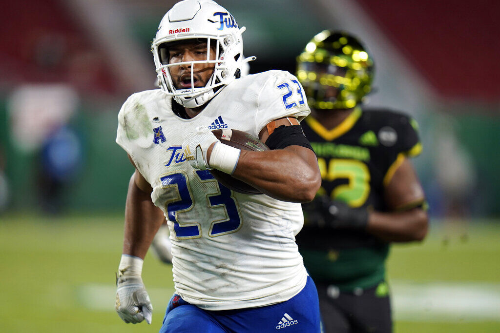 Las Vegas Raiders: ZAVEN COLLINS, LB, TULSA